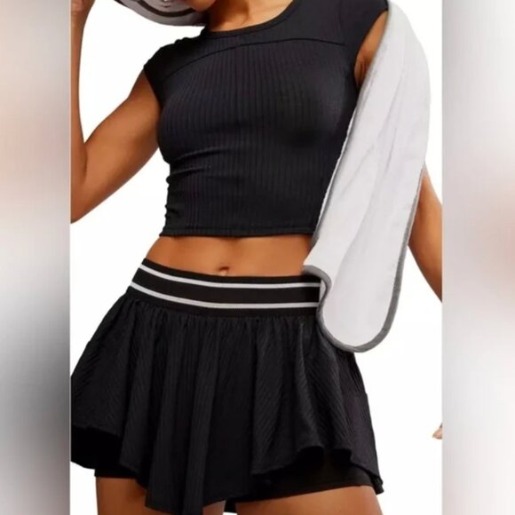Free People Sultry Skort. NWT. Black - MED